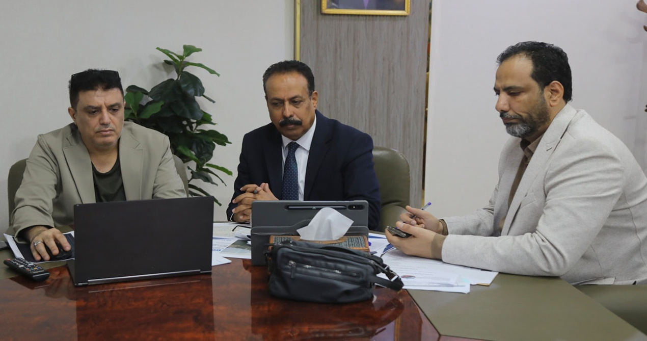 وزير الأشغال العامة والطرق يؤكد أهمية الاستثمار في قطاع الطرق ضمن إطار الشراكة الجديد مع البنك الدولي (World Bank) في عدن
